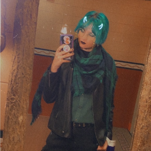 Meet your Posher, Lilly - Picture 6 of 8